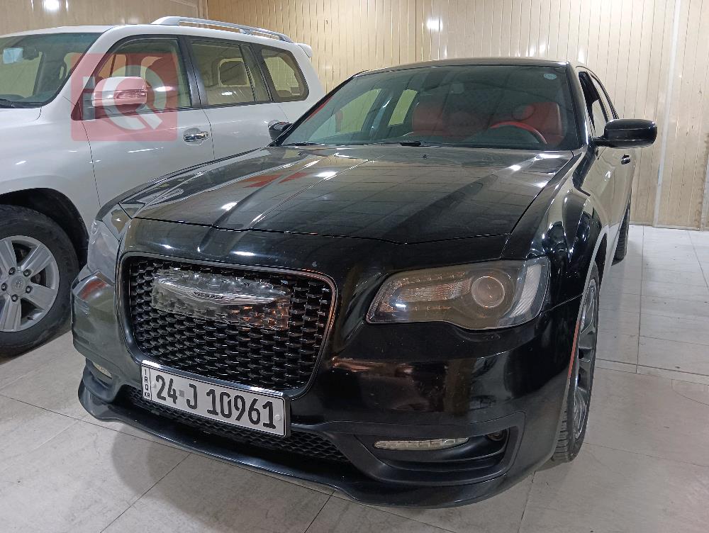 كرايسلر 300